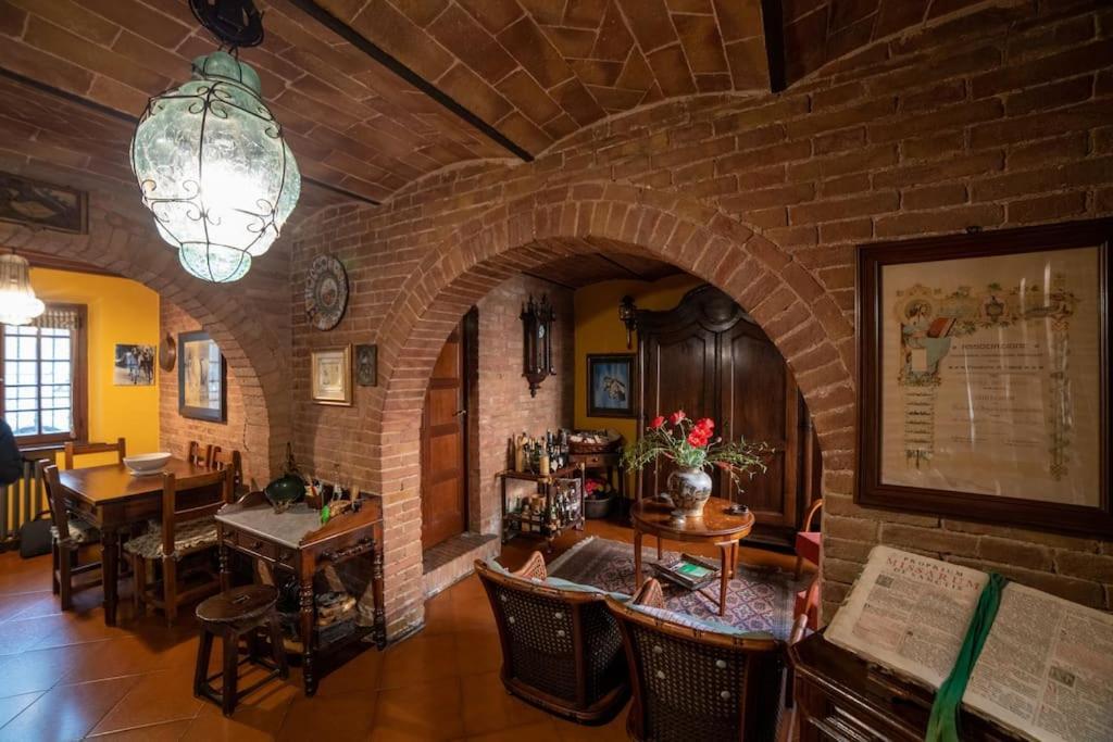 Casa Lazzaro Al Centro Di Siena Villa Exteriör bild