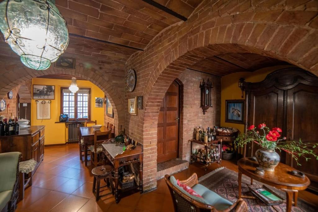 Casa Lazzaro Al Centro Di Siena Villa Exteriör bild