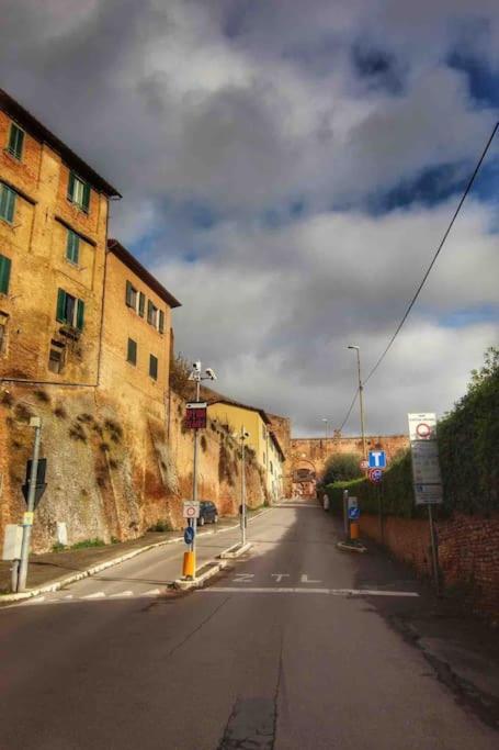 Casa Lazzaro Al Centro Di Siena Villa Exteriör bild